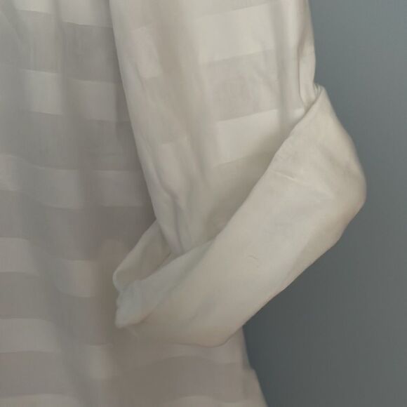 Tommy Hilfiger Boyfriend Fit XL Shirt - Picture 4 of 6